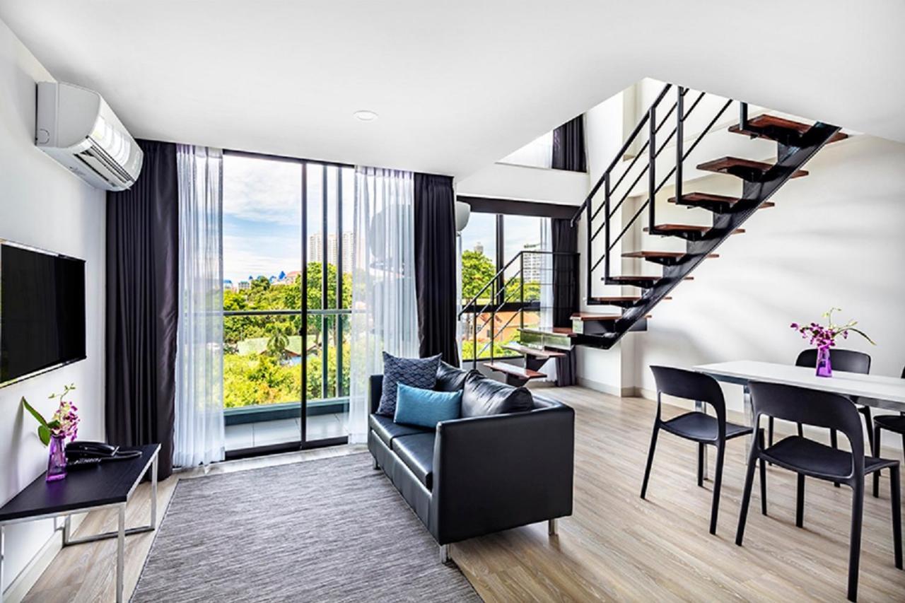The Rizin Hotel Pattaya Bagian luar foto