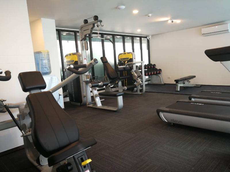 The Rizin Hotel Pattaya Bagian luar foto