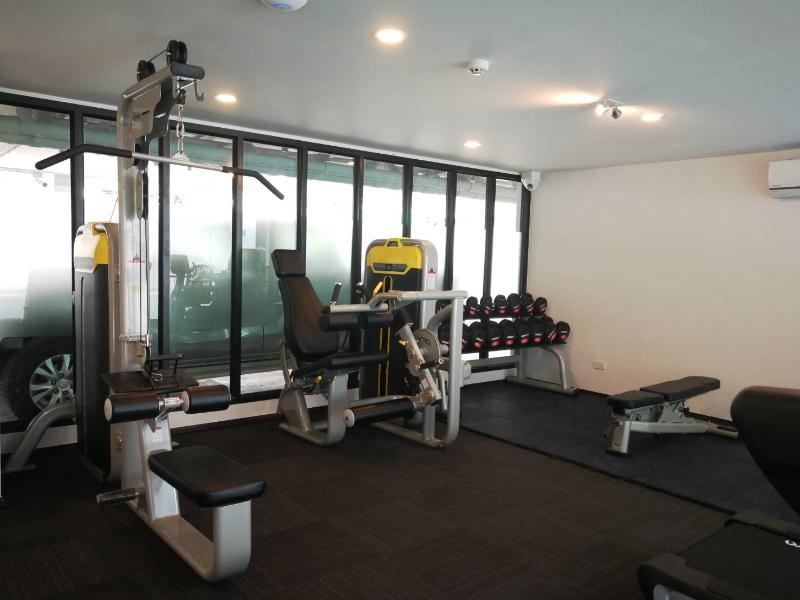 The Rizin Hotel Pattaya Bagian luar foto