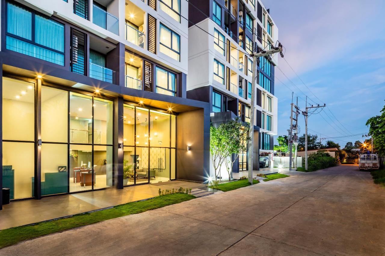 The Rizin Hotel Pattaya Bagian luar foto