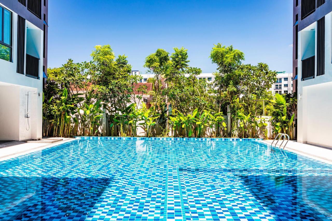 The Rizin Hotel Pattaya Bagian luar foto