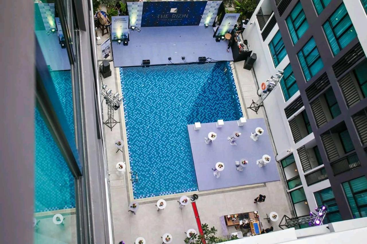 The Rizin Hotel Pattaya Bagian luar foto